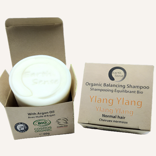 Shampooing solide Ylang-Ylang Lumière Douce dans son emballage